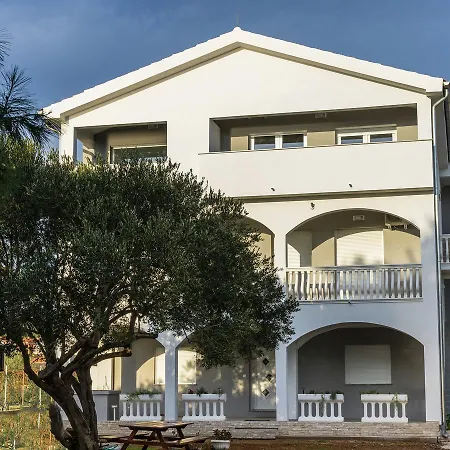 Sea-view With Garden *